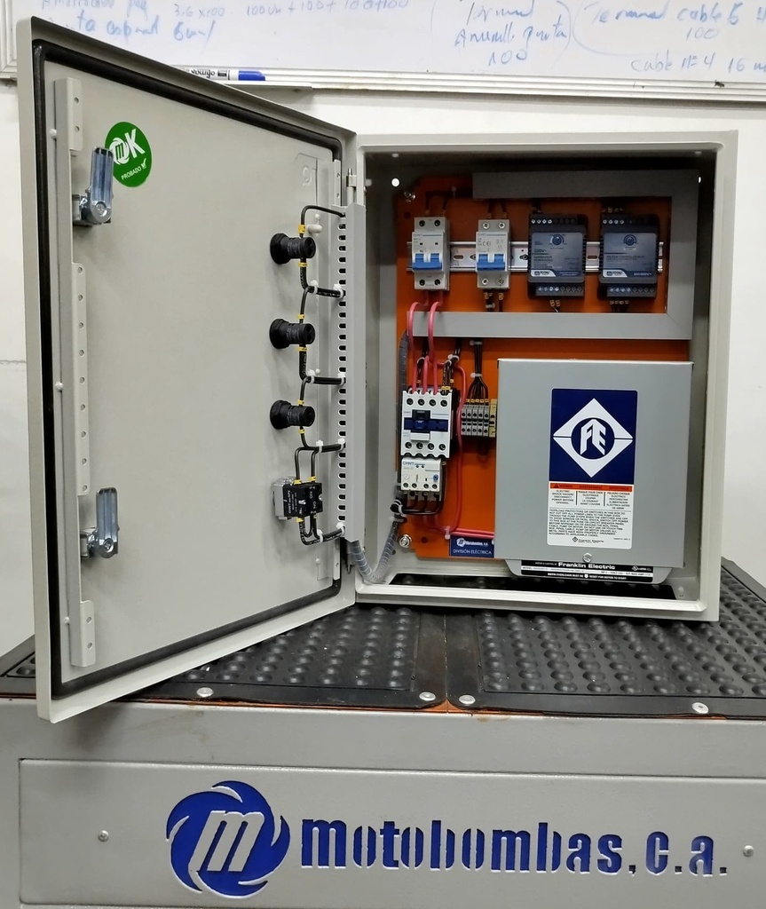 TABLERO DE CONTROL Y POTENCIA P/ MOTOR FRANKLIN ELECTRIC MF SERIE MDE MOD. TMDEFESTD020    2,00HP 1PH/230V